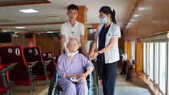 Cứu sống nữ bệnh nhân bị khối u khổng lồ ở trên mặt