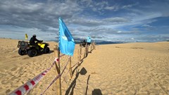 Xôn xao việc rào chắn đồi cát Quang Phú để khai thác du lịch