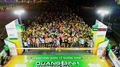 4.000 VĐV tham gia giải chạy “Quang Tri International Marathon” và giải bơi - chạy “Aqua Warriors Quang Tri 2025”
