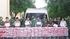 Bắt nhóm đối tượng vận chuyển 121 kg ma túy qua biên giới 