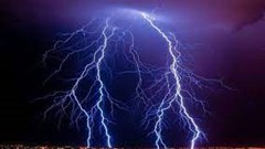 Hai người phụ nữ bị sét đánh tử vong