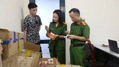 Phát hiện, thu giữ hàng ngàn sản phẩm thuốc lá điện tử