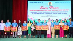 Sôi nổi Liên hoan Tiếng hát công chức, viên chức, người lao động
