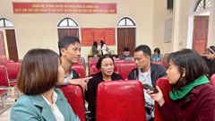 Phóng viên, nhà báo tham gia chương trình tác nghiệp tại miền Ví, Giặm