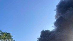 Điều tra nguyên nhân một cơ sở phế liệu bất ngờ bốc cháy