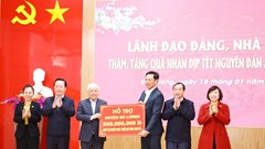 Chủ tịch Ủy ban Trung ương MTTQ Việt Nam Đỗ Văn Chiến thăm, tặng quà Tết tại tỉnh Nghệ An