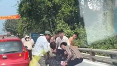 Liên tiếp kịp thời cứu người có ý định nhảy sông tự vẫn