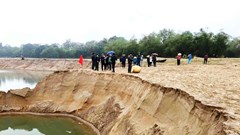 Đình chỉ khai thác cát trên sông Lam, yêu cầu khắc phục khu vực bãi bồi