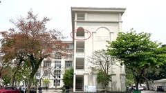 Lan can tầng 4 gãy, rơi trúng khiến ba nữ sinh nhập viện cấp cứu