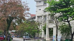 Gia cố lan can trường học sau sự cố khiến 3 nữ sinh nhập viện