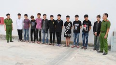 Bắt giữ 11 đối tượng thanh thiếu niên dùng hung khí hỗn chiến 