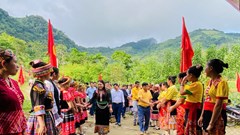 Gắn kết tình làng nghĩa xóm trong Ngày hội Đại đoàn kết