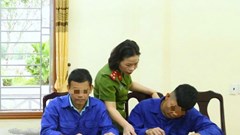 Lớp học “gieo” chữ cho những cuộc đời lầm lỡ