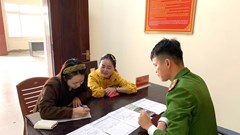 Bất ngờ tài khoản nhận gần nửa tỉ, người phụ nữ trình báo công an