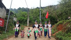 Ấn tượng trang phục truyền thống trong Ngày hội non sông ở miền tây xứ Nghệ