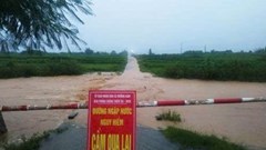 Mưa lớn gây chia cắt nhiều bản làng ở miền núi Nghệ An