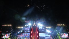 Concert quốc gia thổi bùng tinh thần thi đua yêu nước