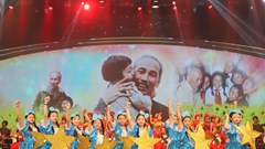 Truyền hình trực tiếp chương trình nghệ thuật “Sáng mãi tên Người”