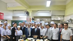 Trường Cao đẳng Du lịch Hà Nội kết nối hợp tác đào tạo với Campuchia