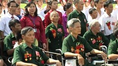 Trình Chủ tịch nước tặng quà người có công dịp kỷ niệm 77 năm ngày Thương binh, Liệt sĩ