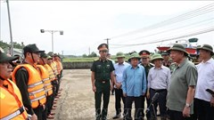 Tổng Bí thư, Chủ tịch nước Tô Lâm kiểm tra công tác phòng, chống lụt bão và thăm hỏi nhân dân vùng lụt, bão tại Tuyên Quang