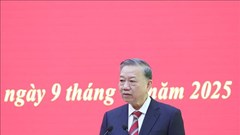 Tổng Bí thư gặp mặt nguyên lãnh đạo, đại biểu trí thức, nhà khoa học, văn nghệ sĩ phía Nam