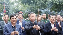 Tổng Bí thư Tô Lâm dâng hương tưởng niệm các Vua Hùng