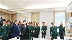 Lấy người bệnh làm trung tâm, hoàn thành tốt nhiệm vụ thu dung, cấp cứu, điều trị