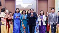 Thủ tướng gặp mặt nữ Anh hùng, nhà khoa học nhận Giải thưởng Kovalevskaia