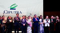 Tổng Bí thư và phu nhân dự Lễ hòa nhạc Kỷ niệm 70 năm thiết lập quan hệ ngoại giao Việt Nam - Indonesia