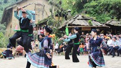 Xây dựng mô hình câu lạc bộ dân ca, dân vũ, sinh hoạt văn hóa cộng đồng dân tộc Mông tỉnh Lào Cai 