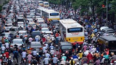 Thủ tướng yêu cầu Hà Nội thực hiện lộ trình đến ngày 1.7.2026 không có xe máy sử dụng nhiên liệu hóa thạch lưu thông trong Vành đai 1