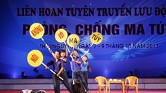 Lồng ghép tuyên truyền phòng, chống ma túy vào các hoạt động văn hóa, gia đình, thể dục, du lịch, báo chí