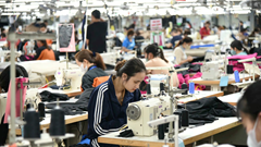 Trình Chính phủ dự thảo Nghị định tăng lương tối thiểu 7,2% từ năm 2026