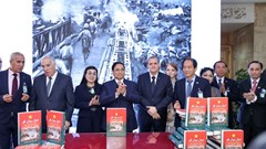 Thủ tướng dự lễ ra mắt cuốn sách 'Điện Biên Phủ' của Đại tướng Võ Nguyên Giáp bằng tiếng Arab