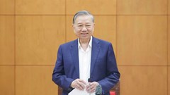 Tổng Bí thư Tô Lâm: Khắc phục tình trạng “thừa người quen việc cũ nhưng thiếu người làm việc mới”