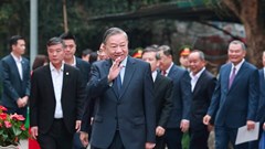 Tổng Bí thư Tô Lâm và các đồng chí lãnh đạo Đảng, Nhà nước thực hiện quyền cử tri