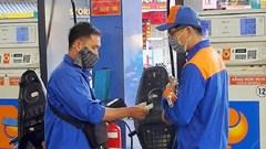  Chính phủ quyết định chi tạm ứng 8.000 tỉ đồng từ nguồn ngân sách cho Quỹ bình ổn giá xăng dầu