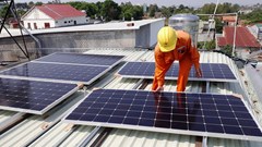 Phấn đấu 10% cơ quan công sở, 10% hộ gia đình trên cả nước lắp đặt, sử dụng điện mặt trời mái nhà