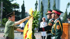 Bộ trưởng Lương Tam Quang dâng hương tri ân các Anh hùng liệt sĩ, thăm, tặng quà các gia đình chính sách và người có công tại tỉnh Gia Lai