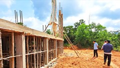 Ưu tiên phát triển cơ sở hạ tầng để vùng cao miền núi được khởi sắc