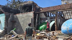 Làng chài biển Gia Lai tan hoang sau bão số 13