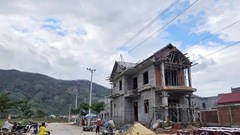 Đẩy nhanh tiến độ tái định cư vùng thiên tai núi Cấm trước cao điểm mưa lũ