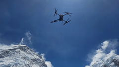 Sẵn sàng máy bay không người lái cung cấp hàng tiếp tế cho du khách