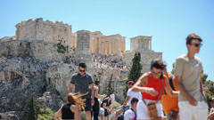 Hy Lạp “làm mát” cho du khách vào mùa hè nóng nực 