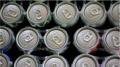 WHO kêu gọi tăng giá đồ uống có đường, rượu và thuốc lá 