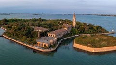 Đảo Venice 'ma ám' trở thành thiên đường của người dân địa phương