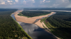 Vòng tuần hoàn nước toàn cầu ngày càng “bất thường và cực đoan“