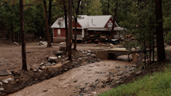 Ngôi làng ở Mỹ vượt lên thiên tai, thích nghi với sự sống mới