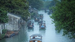 Khi con nước thì thầm kể chuyện